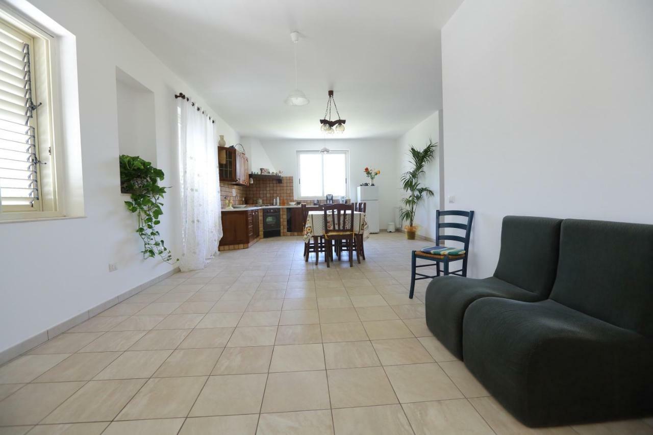 פיאצה ארמרינה B&B La Primula מראה חיצוני תמונה